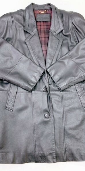 羊革　ラムレザー　黒色　CIONLOUIS　ジャケット/コート　本革　コート　ヴィンテージ