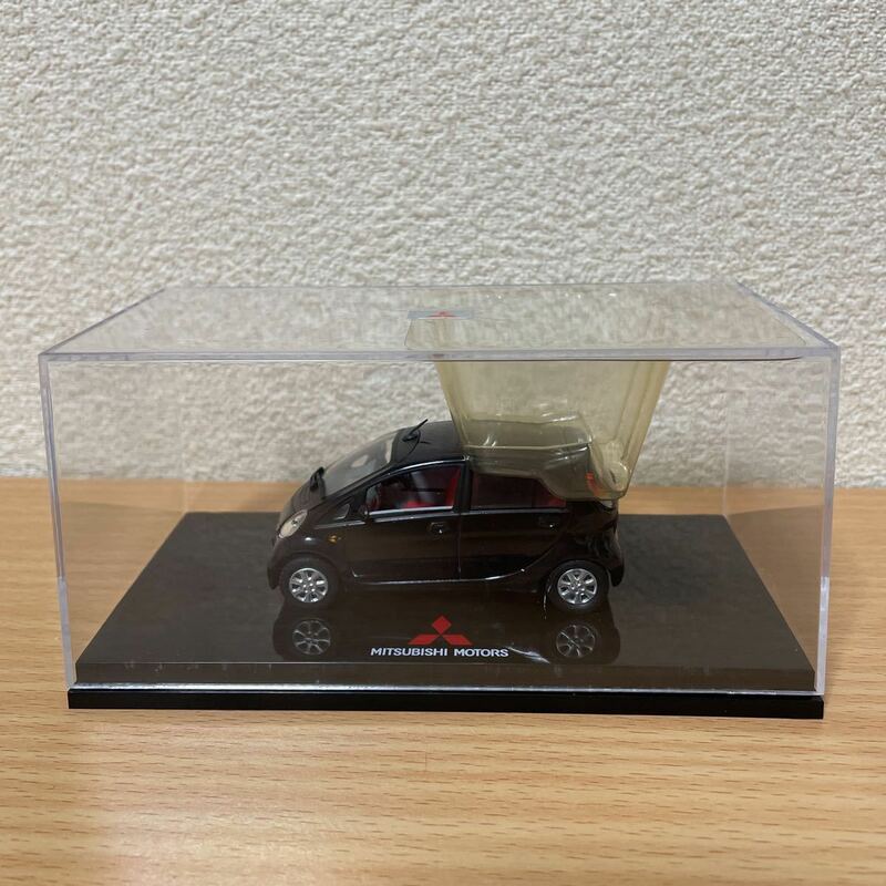 ◇【発送は土日のみ】1/43 三菱　アイ　i ミニカー　カラーサンプル　ブラック ◇