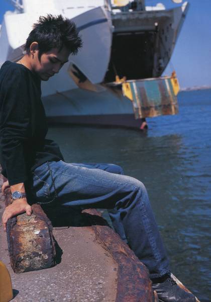 SWITCH 2002年10月号■松田龍平『Levi's 501』グラビア＊8ページ特集＊俳優として 男として...インタビュー★aoaoya