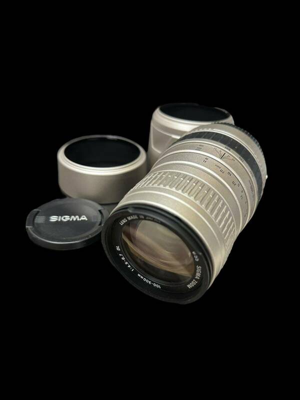 極美品 SIGMA Canon用 AFレンズ ZOOM 100-300mm 1:4.5-6.7 DL φ55