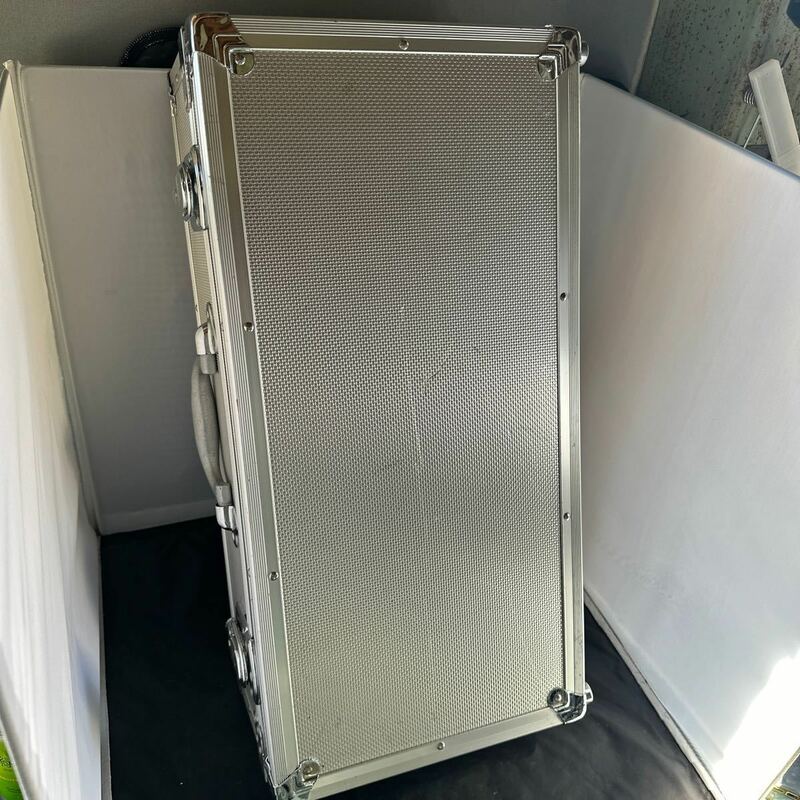 「2FS111」ISHIKAWA TRUNK 石川トランク　ハードケース　精密機器用保護ケース　外寸 55x27cm 高20cm 鍵無し