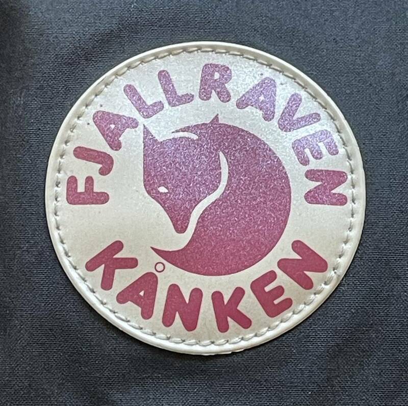 FJALL RAVEN フェールラーベン　 KANKEN カンケン　 レアな旧ロゴマーキング　 送料無料　