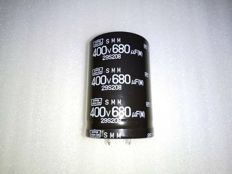 日本ケミコン　電解コンデンサー　400V　680μF　基板端子　04