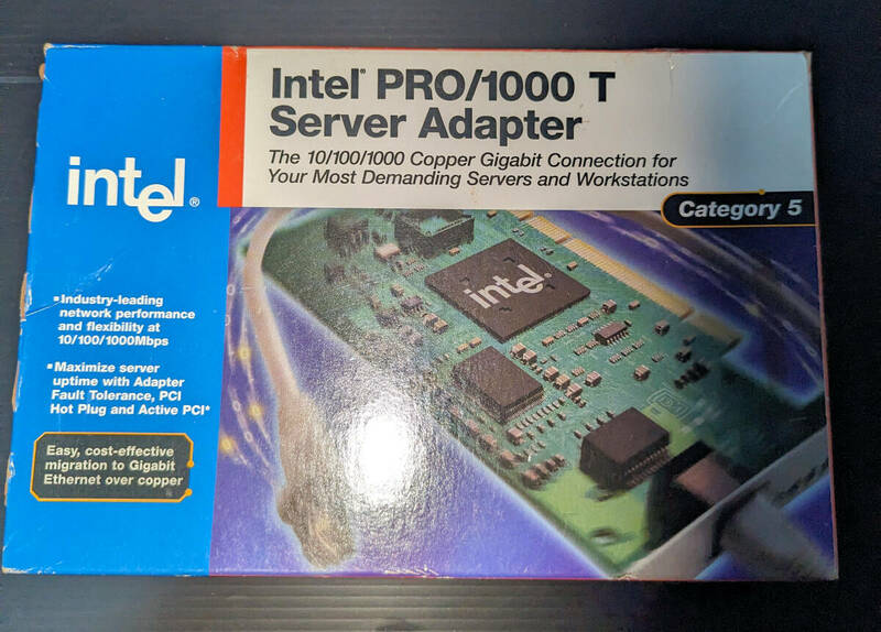 Intel PRO/1000T Server Adapter サーバーアダプタ NIC,PCI 一応、箱つき