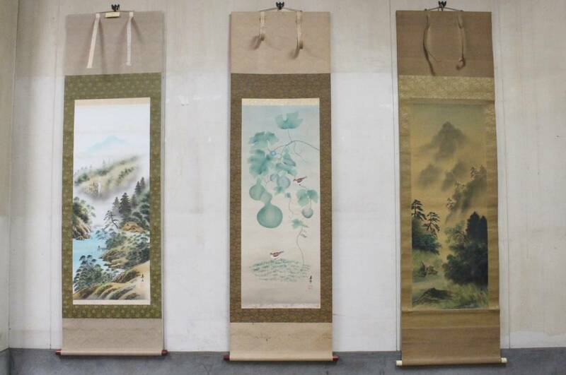 【文明館】絹本 掛軸 3点セット 山水図 花鳥図 時代物 日本絵画美術 オ98