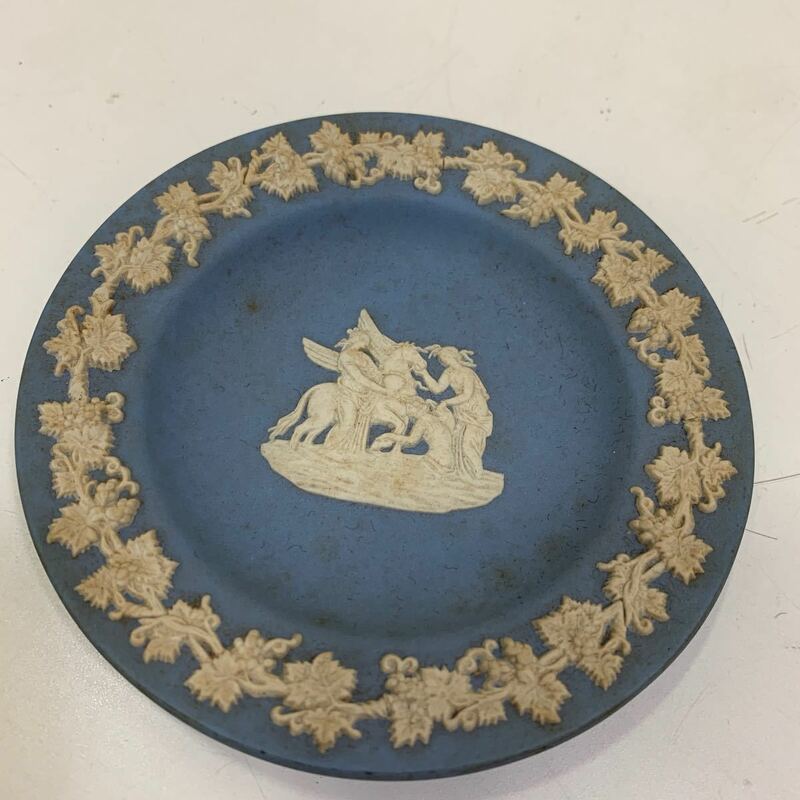 WEDGWOOD ウェッジウッド ジャスパー ブルー プレート 飾り皿 絵皿 インテリア オブジェ 置物 飾り物 直径11㎝ 英国製 ブランド 陶器