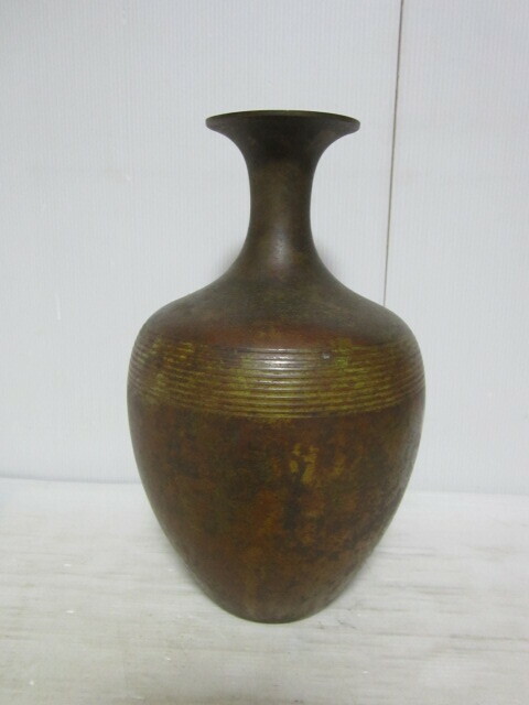 銅花器 花瓶　壺　 古銅　古い花生 　高さ約27.3cm