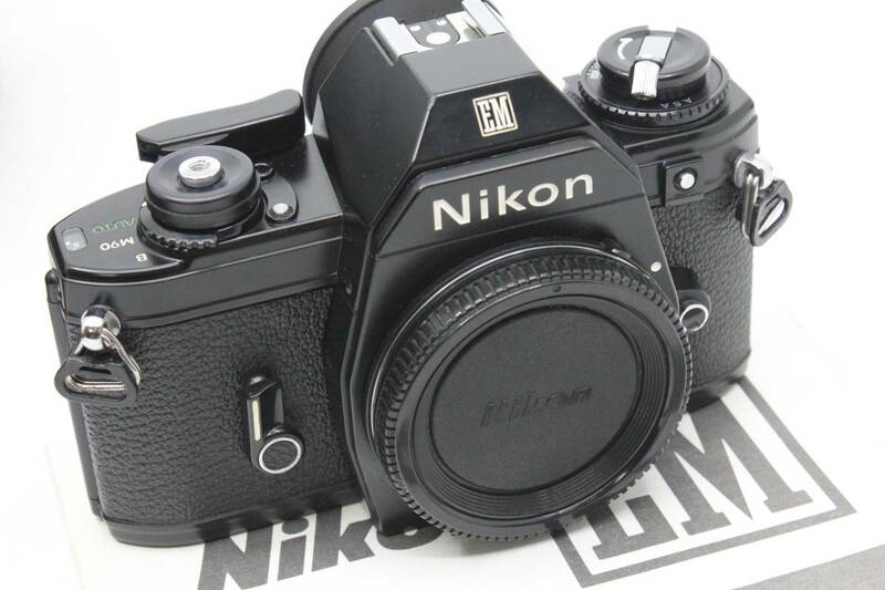 【動作確認済／超美品】 ニコン Nikon EM ボディ 678万番 アイカップ 取説 MT4153