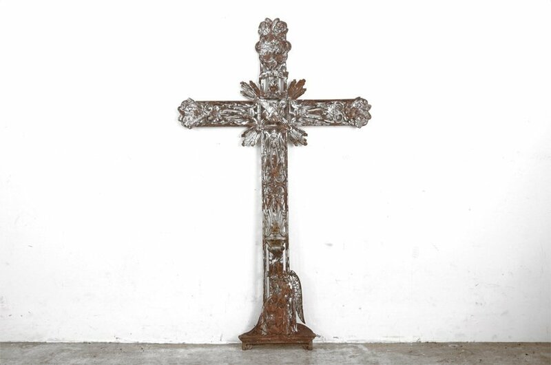 a011172-3 フランスアンティーク 1870's仏製 鉄製 アイアンクロス十字架 聖母マリア/キリスト 教会