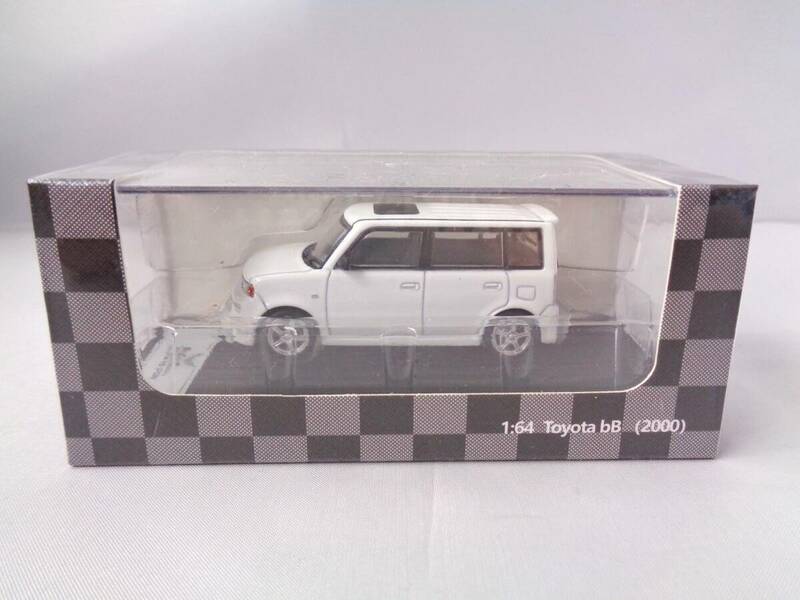 DCT　1/64　ToyotaｂB 2000 P30　59　トヨタ　ホワイト　②