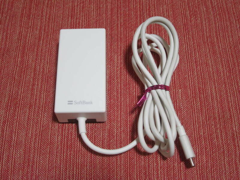 美品!!　動作品!!　ソフトバンク SoftBank　急速充電ACアダプタ USB Type-C USB PD対応 SB-AC20-TCPD