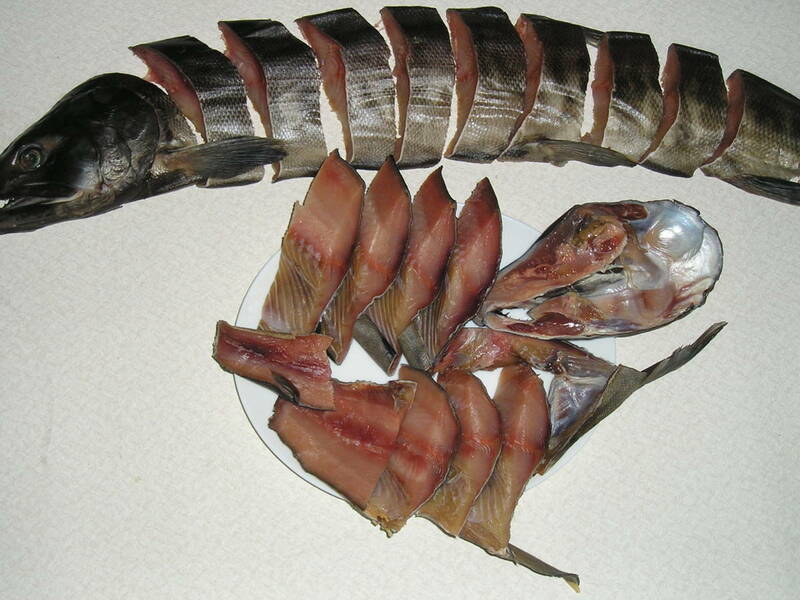 　超特価　熟成　2.2K半身切り身村上産寒風新巻鮭(コーテング袋サ－ビス）送料割安