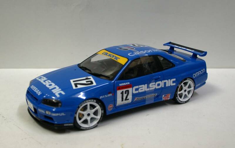 【ソリド】1/18 日産 スカイライン GT-R (R34) ストリートファイター(カルソニックブルー)のダイキャスト製ミニカー(製品№S1804307)