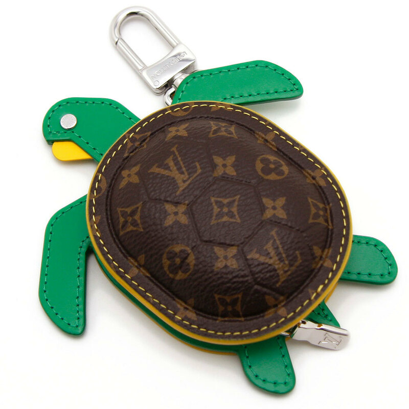 中古美品 ルイヴィトン キーホルダー、キーリング LV タートル M01471 モノグラム LOUIS VUITTON 亀 ブランド レディース メンズ シルバー