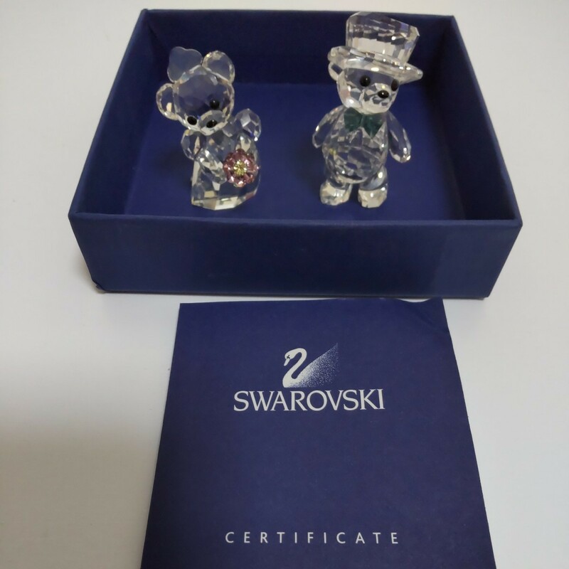 SWAROVSKI スワロフスキー 置クマ 飾りクマ 花を持つクマ 帽子をかぶるクマ クリスタル CERTIFICATE 共箱、栞有 