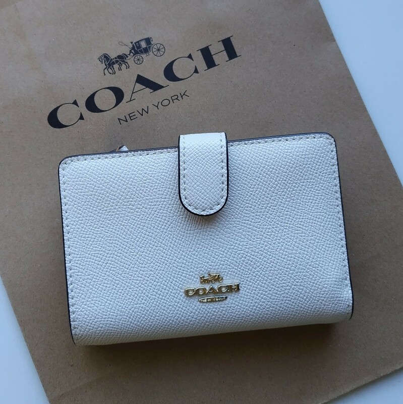 【新品】COACH コーチ 二つ折り財布 チョーク　ホワイト