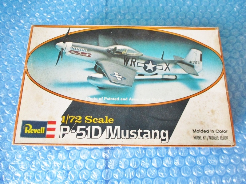 プラモデル レベル Revell 1/72 P-51 ムスタング P-51 Mustang 未組み立て 昔のプラモ ランナー外れあり 海外のプラモ