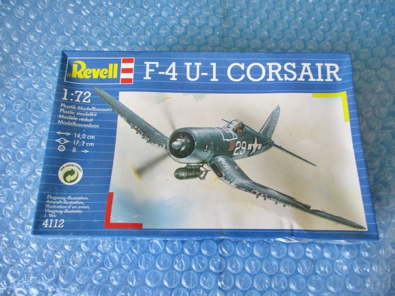 プラモデル レベル Revell 1/72 F-4 U-1 コルセア CORSAIR 未組み立て 昔のプラモ ランナー外れあり 海外のプラモ