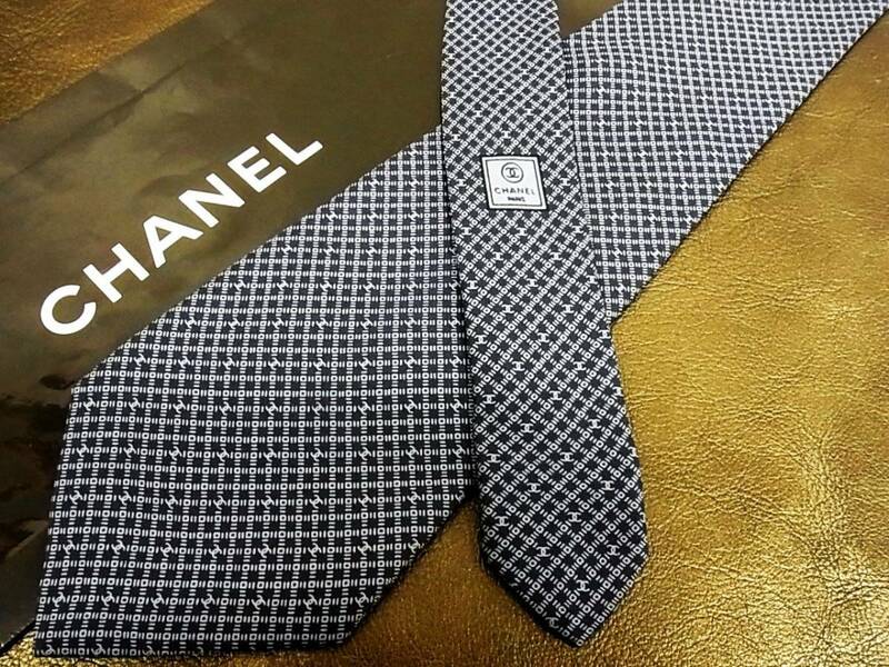 ●bv0431●良品●シャネル【CHANEL】 総ＣＣロゴ柄 ネクタイ★