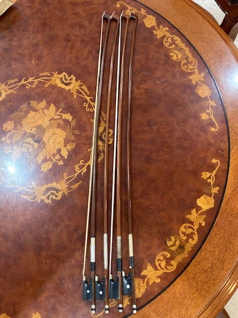 バイオリン　バイオリン弓4/4サイズ４本セット　SUZUKI刻印など　ジャンク品　部品取りなどにもお使いいただけます！