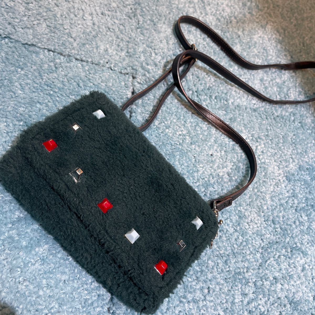 スマホケースショルダー グリーンボア　携帯電話ケース