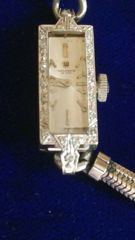 WALTHAM ウォルサム　手巻きK14 金無垢ダイヤ20Ｐ　 腕時計 　ビンテージ