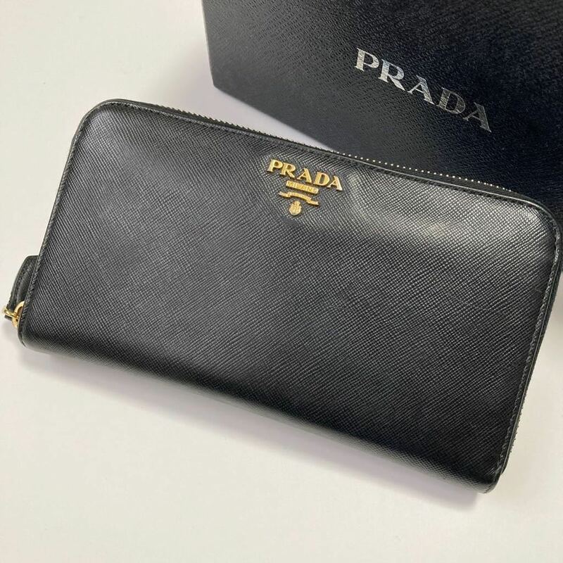 ★PRADA プラダ ラウンドファスナー ジップ 長財布 サフィアーノレザー ブラック 黒 中古【鑑定済み 本物保証】