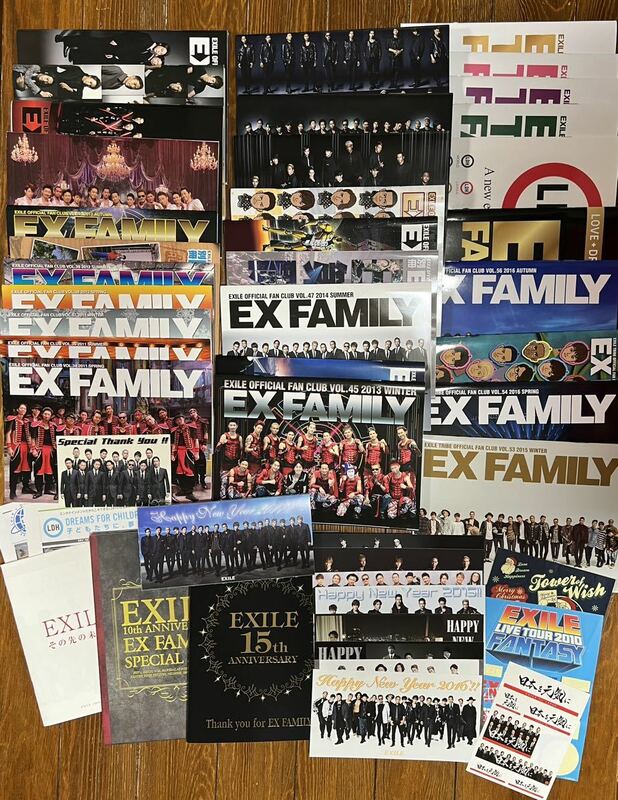 EXILE OFFICIAL FAN CLUB LDH ファンクラブ 会報誌 32冊 EX FAMILY 三代目JSB GENERATIONS RAMPAGE 15周年 10周年 年賀状 ステッカー