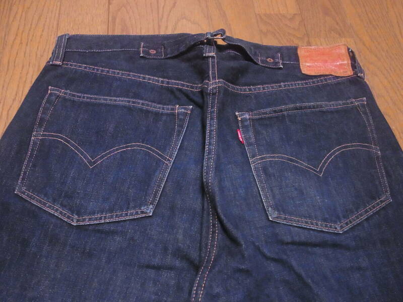 242-134/2003年/日本製/LEVI'S VINTAGE CLOTHING/リーバイス/37501/501XX/1937年モデル/シンチバック/デニムパンツ/ジーンズ/W38