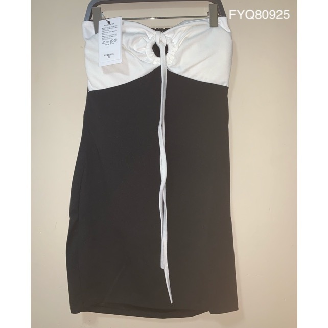 ツFYQ80925 新品 H.I.T collection セクシー ドレス ワンピース ミニ チューブトップ バイカラー 白×黒 キャバ 衣装 可愛い レディース
