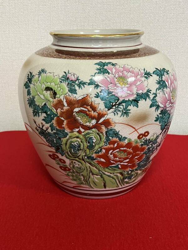 九谷焼 美泉作 色絵 花瓶 高さ約22cm 管理A2169 花器 花入 陶器 骨董 インテリア
