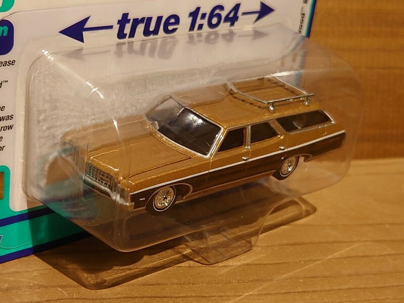 autoworld CHEVY KINGSWOOD WAGON LOWRIDER HOT ROD USDM オートワールド シボレー キングスウッド ワゴン インパラ ホットロッド 1/64 