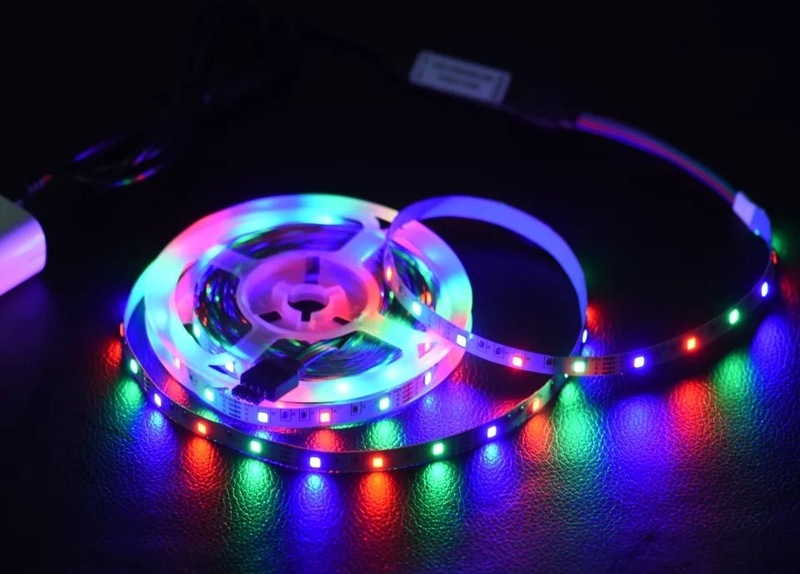LEDテープライト RGB LEDテープ 2m テープ 間接照明 店内装飾 イルミネーション 連結可能 リモコン コントローラー☆