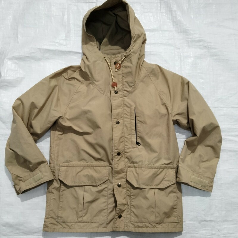 80's コロンビア columbia GORETEX ゴアテックス　マウンテン パーカ　mountain parka ベージュ カーキＭ 機能低下　usa製 クラシック　