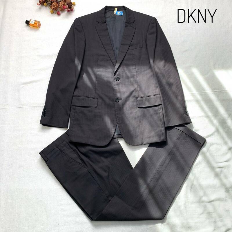 美品☆厳選　大人高級　ダナキャランニューヨーク　DKNY　スーツ　ウールテーラードジャケット　セットアップ　ストライプ　