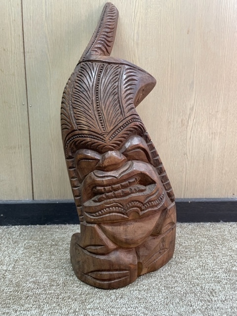チーク材アフリカ 木彫り オブジェ （５０×１８×１３ｃｍ）アート インテリア 置物 ディスプレイ ハンドメイド 開運 アンティーク 彫刻