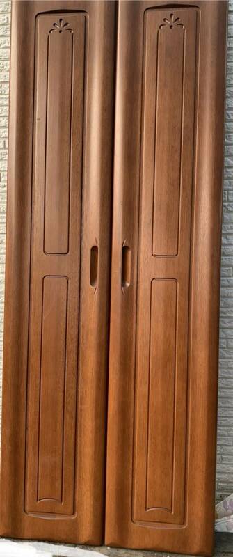箪笥解体取り外し前板の扉2枚セット　アンティーク 彫刻 木製　DIYでも使用可能