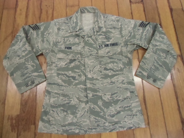 e45 ミリタリー サバゲー 米軍放出品 AIR FORCE 迷彩服 作業服 ジャケット シャツ アメカジ カモフラ コンバット コスプレ 38R Mサイズ