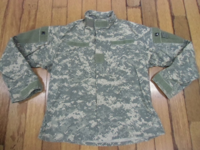 g52 ミリタリー サバゲー コンバット 米軍放出品 実物 US ARMY 迷彩服 作業服 難燃性 ジャケット シャツ カモフラ M-Sサイズ