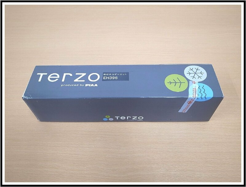 新品未開封品　PIAA ピア　Terzo テルッツォ　取付ホルダーセット　 EH396