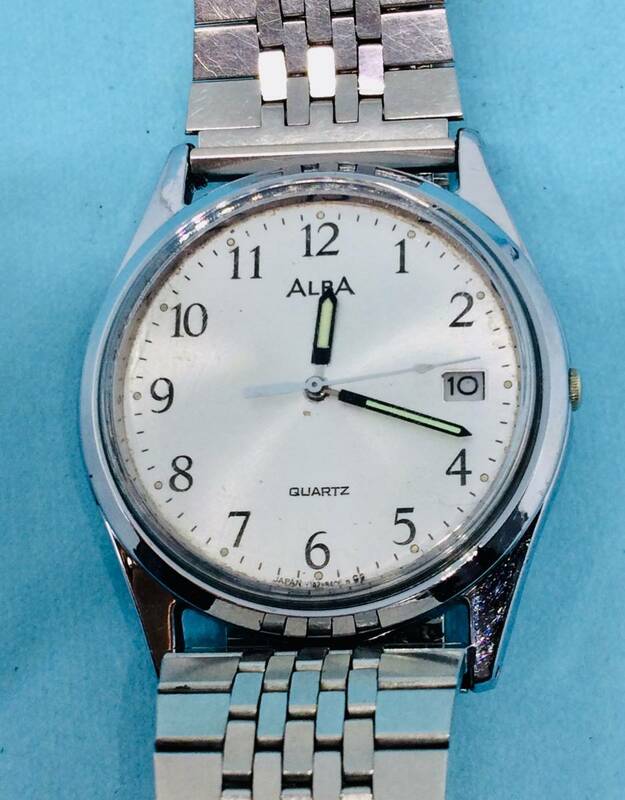 (D17)SEIKO(*'▽')セイコーアルバ・Y142・ディト（電池交換済）シルバー・メンズ腕時計USED（送料全国一律185円）素敵な時計です。