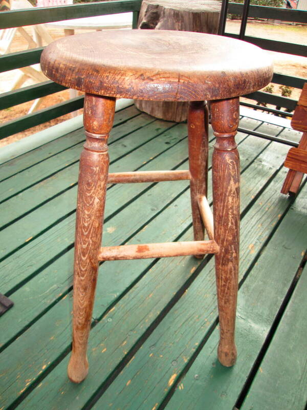■無垢材 ヴィンテージ丸椅子　 昭和レトロ 　木製 アンティーク インテリア スツール