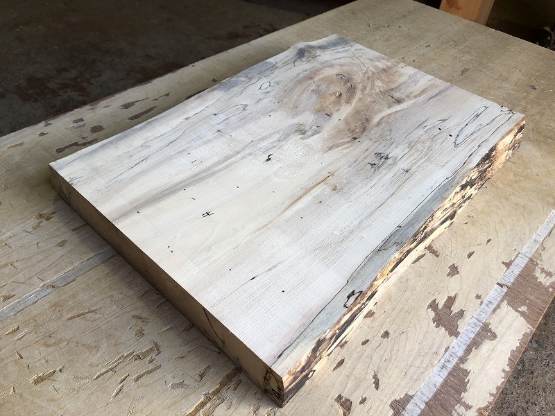 送料無料！【S91A】栃 478×318～330×41㎜ スポルテッド 板材 乾燥材 木工 DIY 材木 天然木 無垢材《銘木すずめや》
