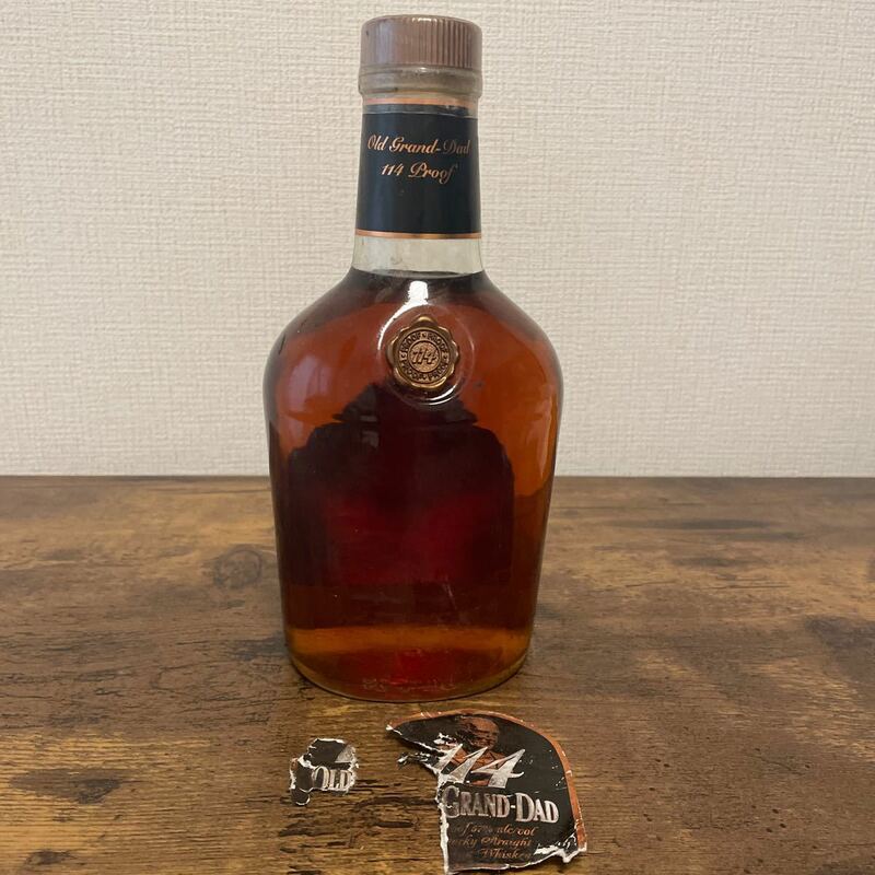 オールドグランダッド114 バーボンウイスキー アメリカン 未開封 OLD GRAND-DAD 114 BOURBON WHISKEY KENTUCKY 750ml 53度 古酒