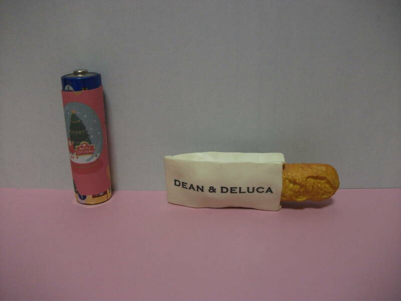 DEAN ＆ DELUCA フランス パン フィギュア マグネット 磁石 2010 食品サンプル オブジェ ディスプレイ コレクション インテリア 飾り レア