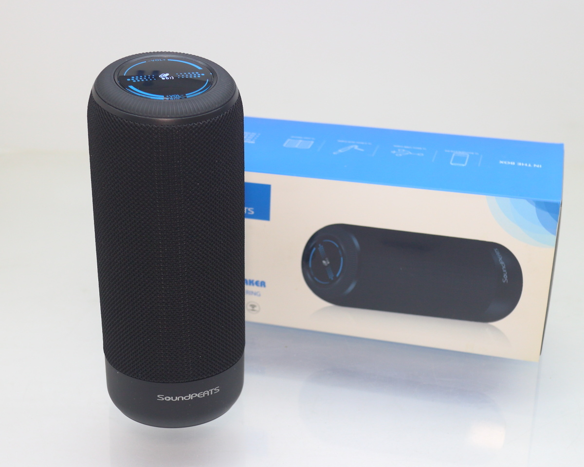 【美品】SoundPEATS Bluetooth スピーカー P4/IPX4防水/円筒状/360度ステレオサウンド/充電ケーブル オーディオケーブル未使用/中古品