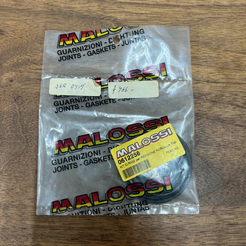 MB-2305★クリックポスト(全国一律送料185円) MALOSSI マロッシ フロントフォークOリングセット 0612258 F36R ピアジオ他 M-4/①