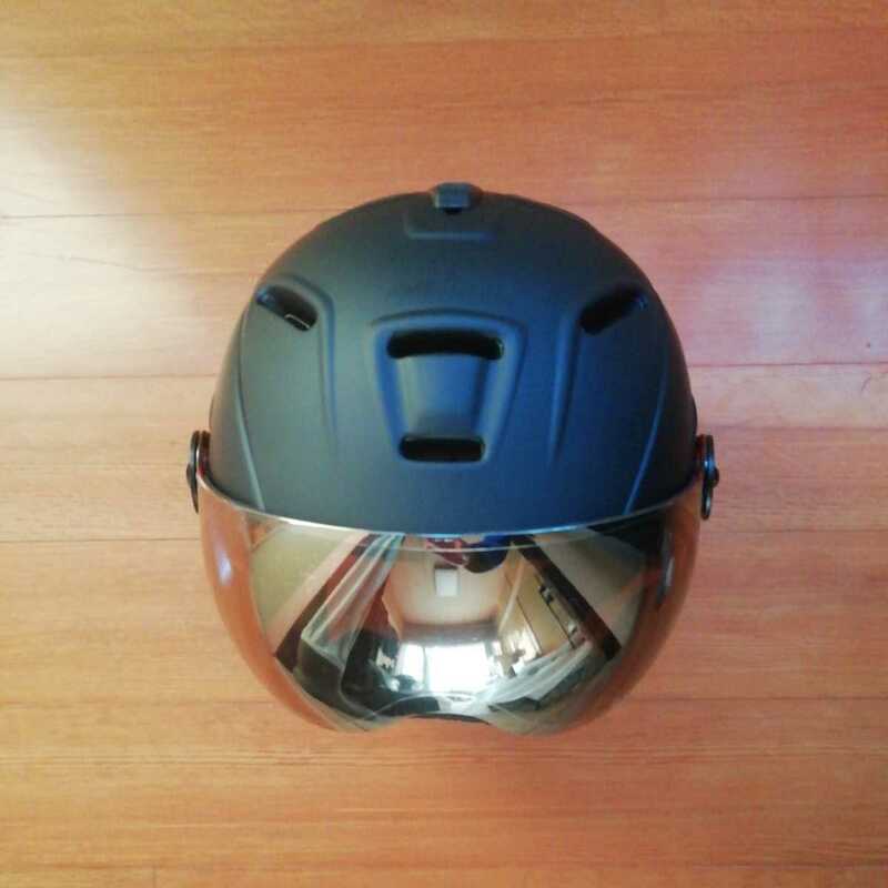新品未使用 バイザー ヘルメット サイズ M（55cm～58cm）カラー マットブラック スノーボードヘルメット スキーヘルメット ゴーグル 