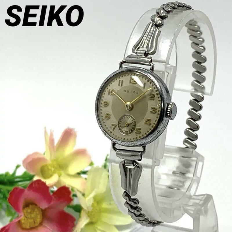 928 SEIKO セイコー レディース 腕時計 手巻式 スモールセコンド 人気 希少 ビンテージ レトロ アンティーク