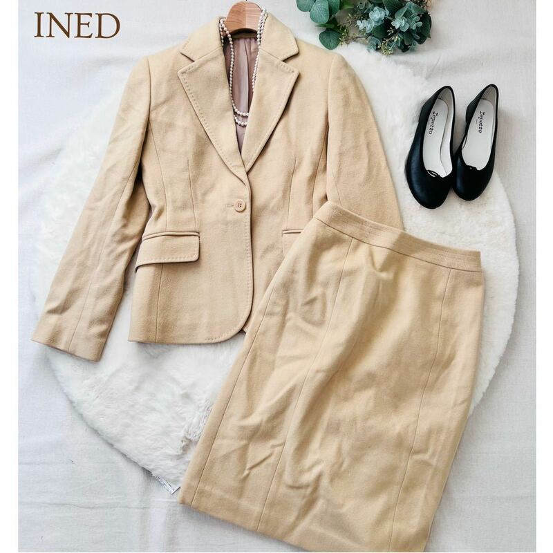 INED イネド スカートスーツ セットアップ ウール アンゴラ混 フォーマル ベージュ 日本製 9号 レディース A5317